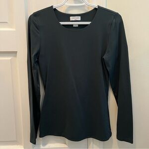 Aritzia Contour dark green crew neck Long Sleeve Tee